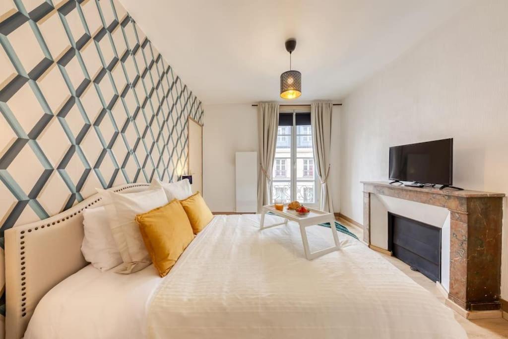 Le Lumineux 50 M² Gare/Chateau/Wifi/Netflix แวร์ซาย ภายนอก รูปภาพ
