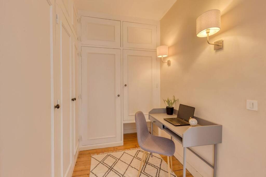 Le Lumineux 50 M² Gare/Chateau/Wifi/Netflix แวร์ซาย ภายนอก รูปภาพ